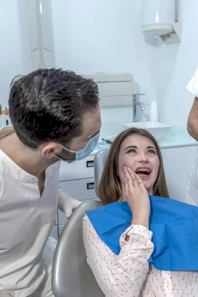 Best Emergency Tooth Extraction in Champion Heights, OH